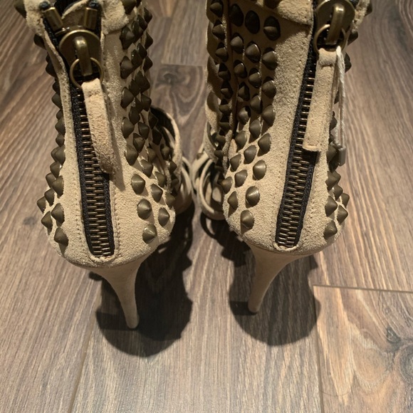 NWOB Giuseppe Zanotti x Balmain strappy sandals. - Picture 3 of 6